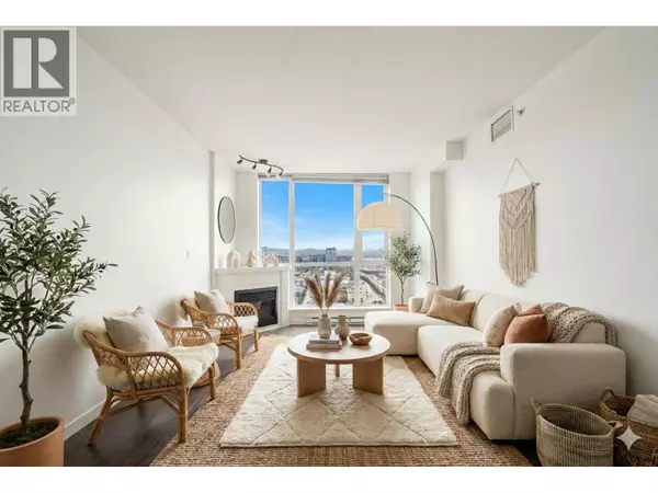 North Vancouver, BC V7L4Y1,188 East ESPLANADE ST #2102