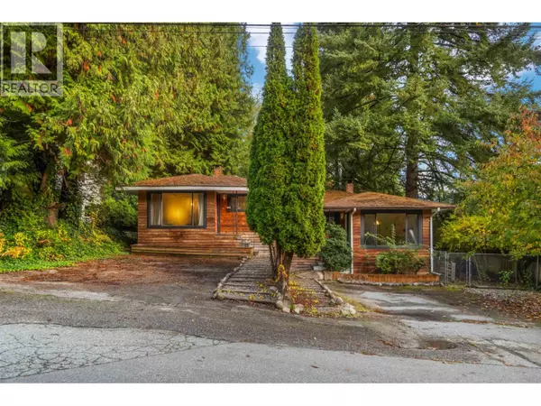 2026-2028 COLUMBIA STREET, Port Moody, BC V3H1W7