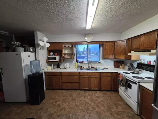 Surrey, BC V4N3N4,9072 187TH STREET