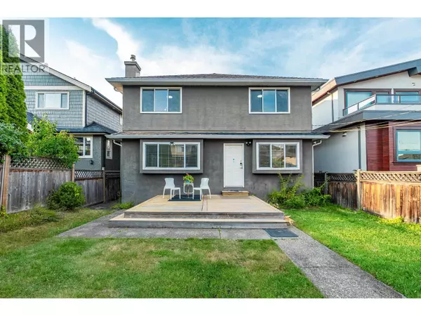 Vancouver, BC V6L1M8,2922 W 22ND AVENUE
