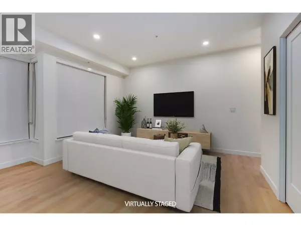 Coquitlam, BC V3K3Y6,390 GUILBY ST #113