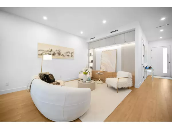 Delta, BC V4C3K8,9216 114 STREET