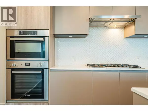 Burnaby, BC V3J0M1,3809 EVERGREEN PL #5001