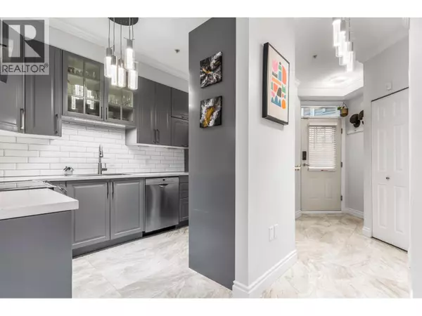 New Westminster, BC V3L2H7,815 FIRST ST #204