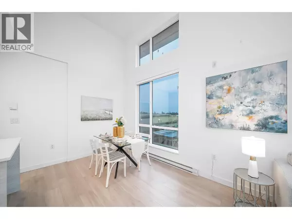 Burnaby, BC V3N0H6,7169 14TH AVE #611