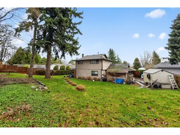 Surrey, BC V3S6B2,5918 KILDARE PLACE