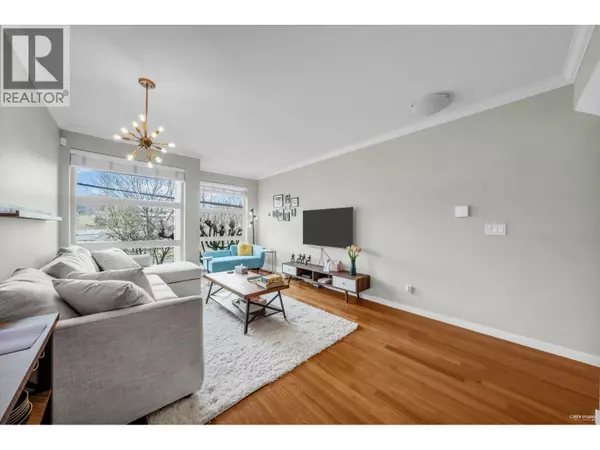 Vancouver, BC V5Z1A3,638 West 6TH AVE #30