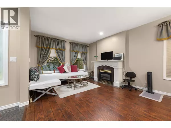 Richmond, BC V6X4A4,10231 CAMBIE ROAD