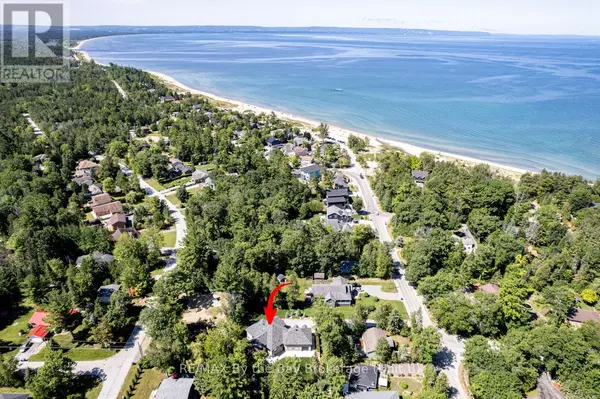 833 EASTDALE DRIVE, Wasaga Beach, ON L9Z2R5