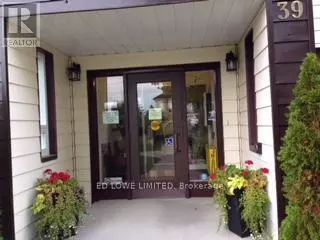 Penetanguishene, ON L9M1N5,39 POYNTZ STREET
