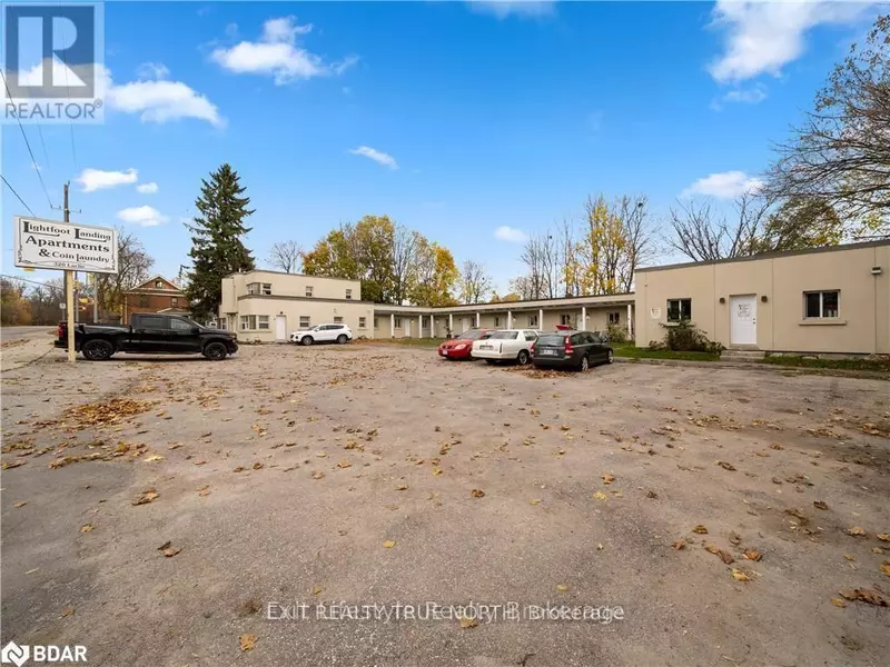 320 LACLIE STREET, Orillia, ON L3V4P1