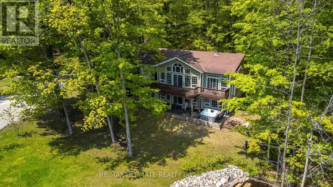 157 FARLAIN LAKE ROAD W, Tiny, ON L9M0B9