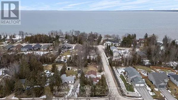 30 BAYSWATER DRIVE W, Wasaga Beach, ON L9Z2Y3