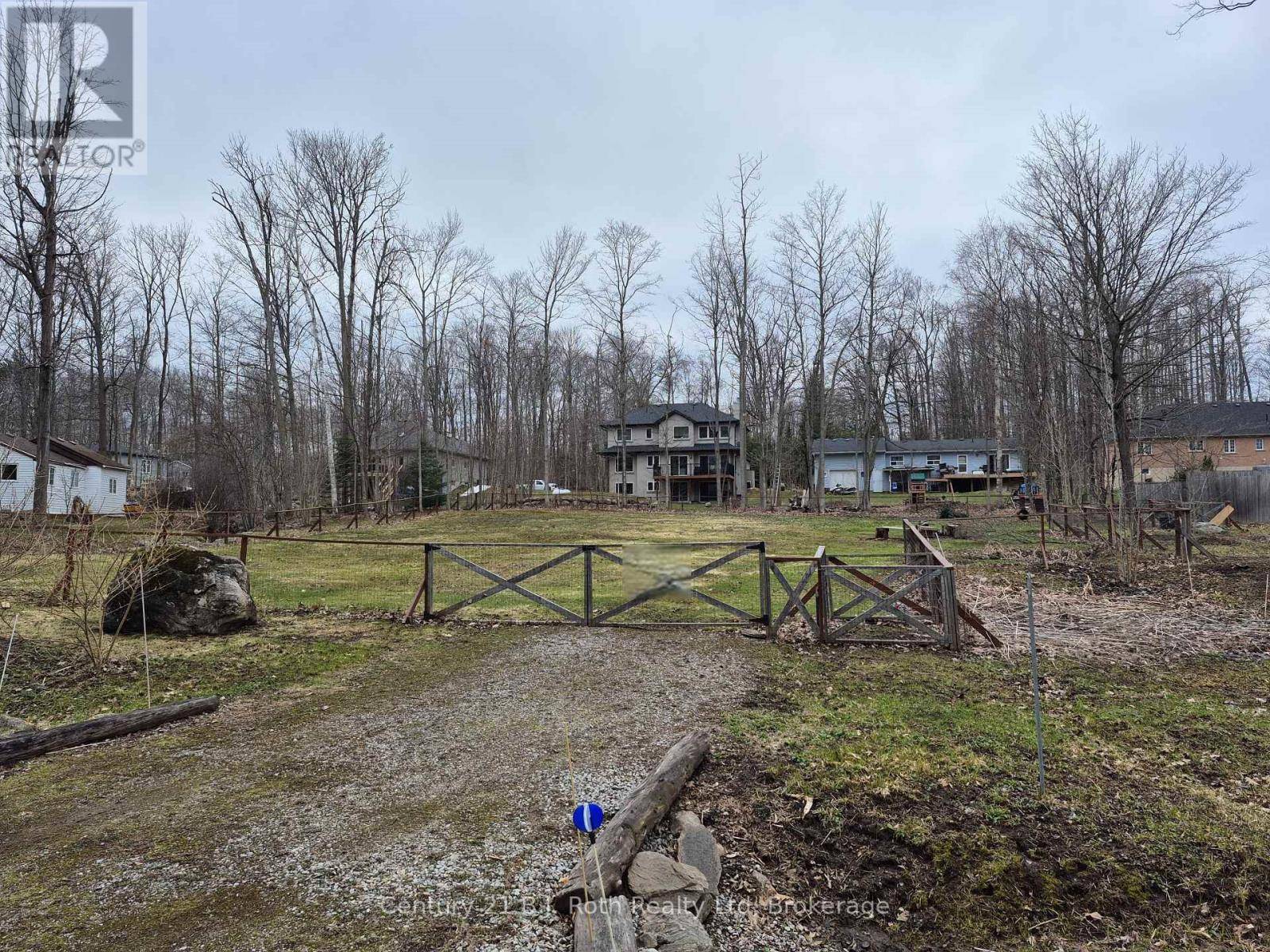76 MCARTHUR DRIVE, Penetanguishene, ON L9M1W9