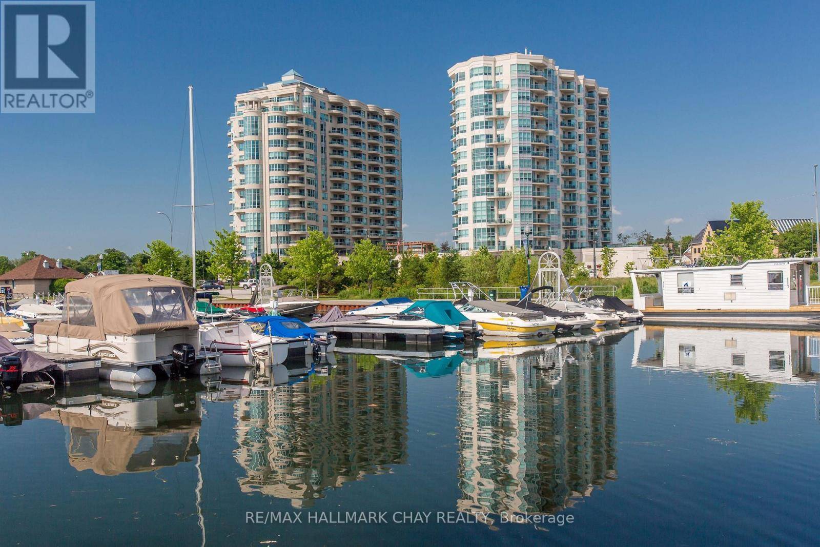 2 Toronto ST #811, Barrie (city Centre), ON L4N9R2