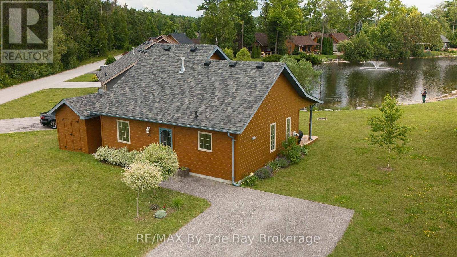 Wasaga Beach, ON L9Z1X7,49 CABIN CRESCENT