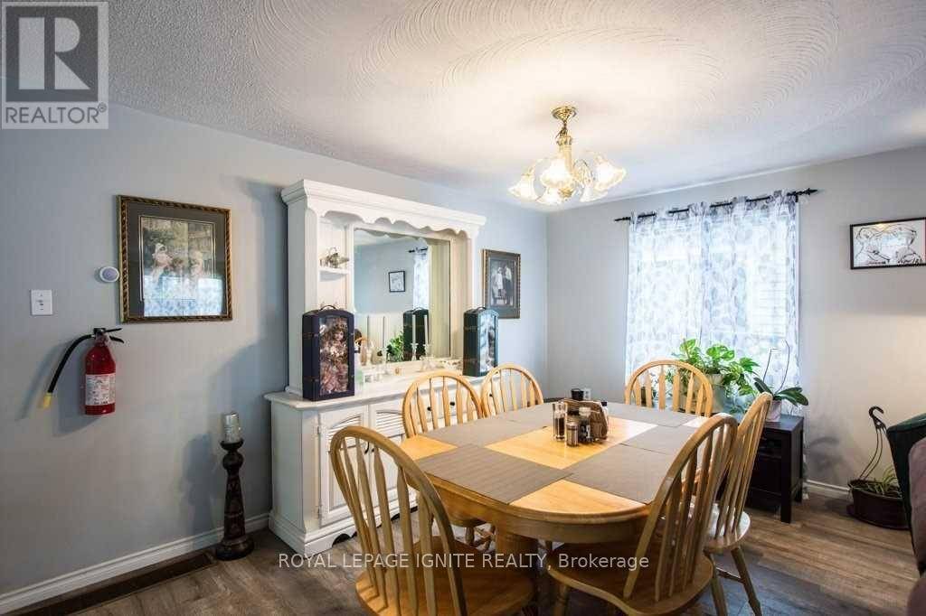 Barrie (grove East), ON L4M5T8,170 Hickling TRL #Room# 1U