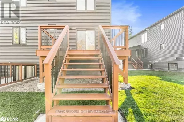 Wasaga Beach, ON L9Z2Y1,52 MARILYN AVENUE S