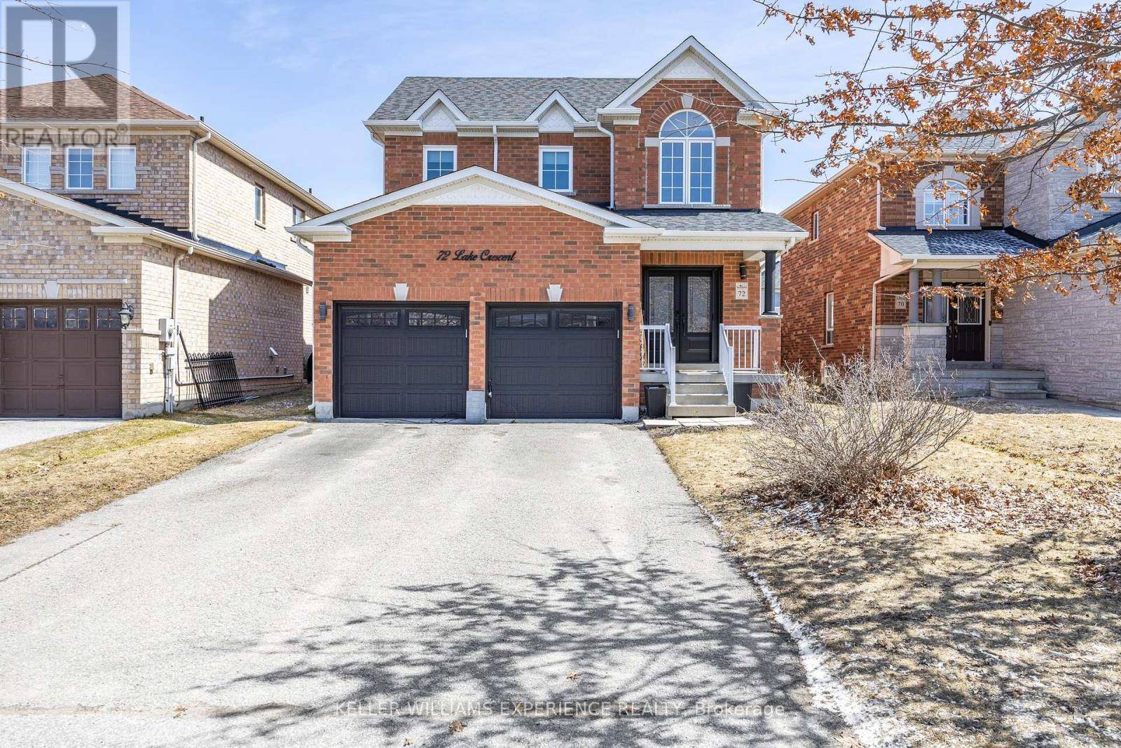 72 Lake CRES, Barrie (holly), ON L4N6A6