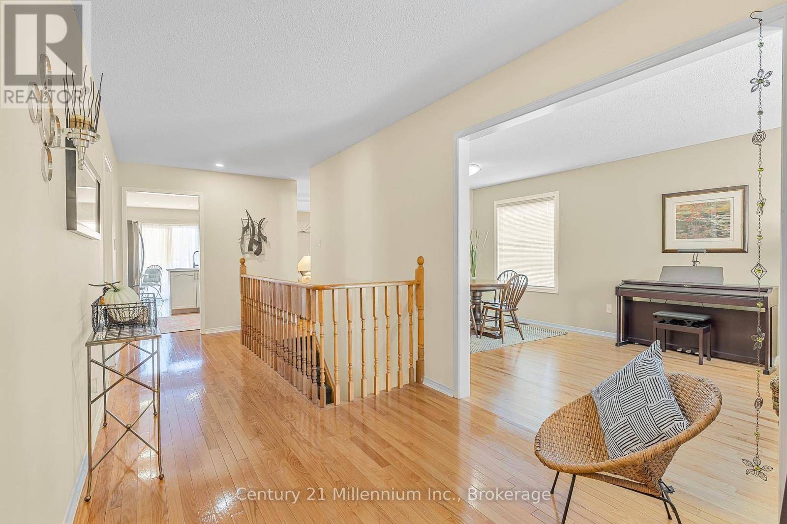 Barrie (northwest), ON L4N7C8,360 CUNDLES ROAD W