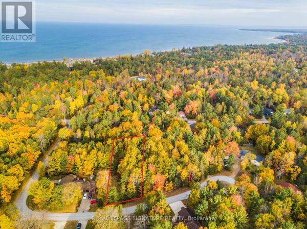 4 NIDA CRESCENT, Wasaga Beach, ON L9Z2M8