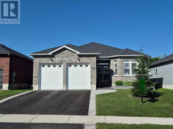 4 CHARLIE RAWSON BOULEVARD, Tay (victoria Harbour), ON L0K2A0