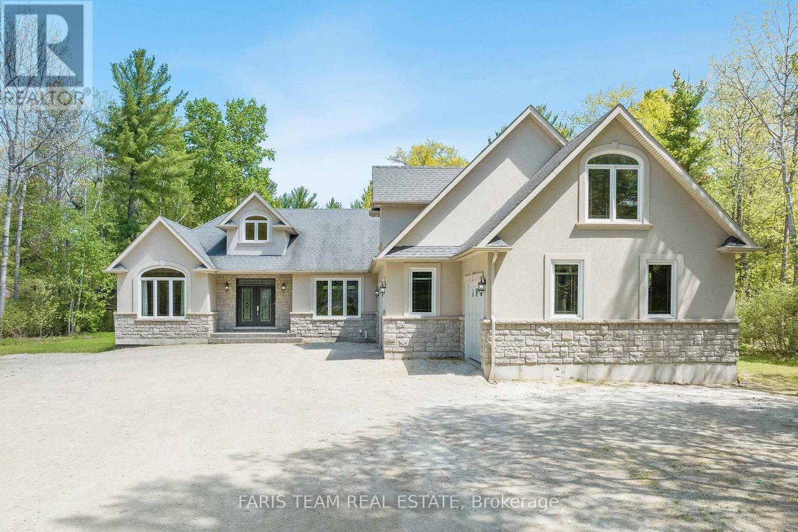 Wasaga Beach, ON L9Z2T5,138 KNOX ROAD E
