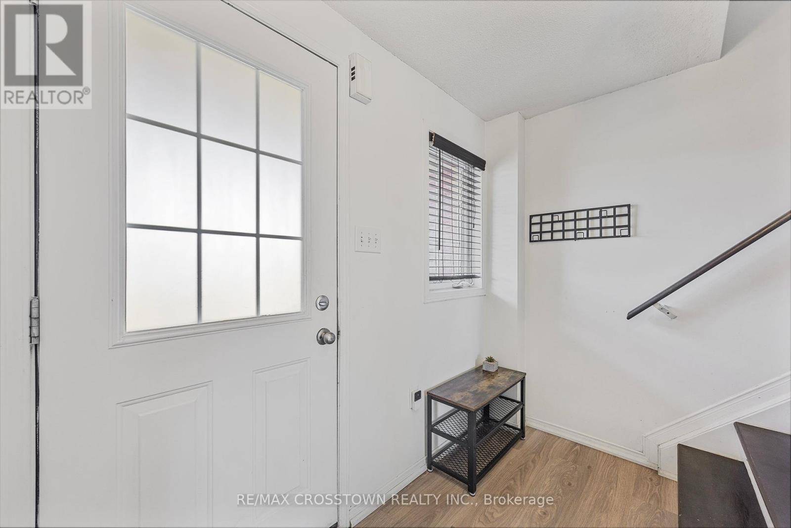 Barrie (painswick South), ON L4N5S9,99 COURTNEY CRESCENT