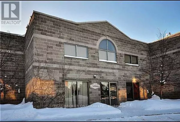 3 Progress DR #3, Orillia, ON L3V0T7