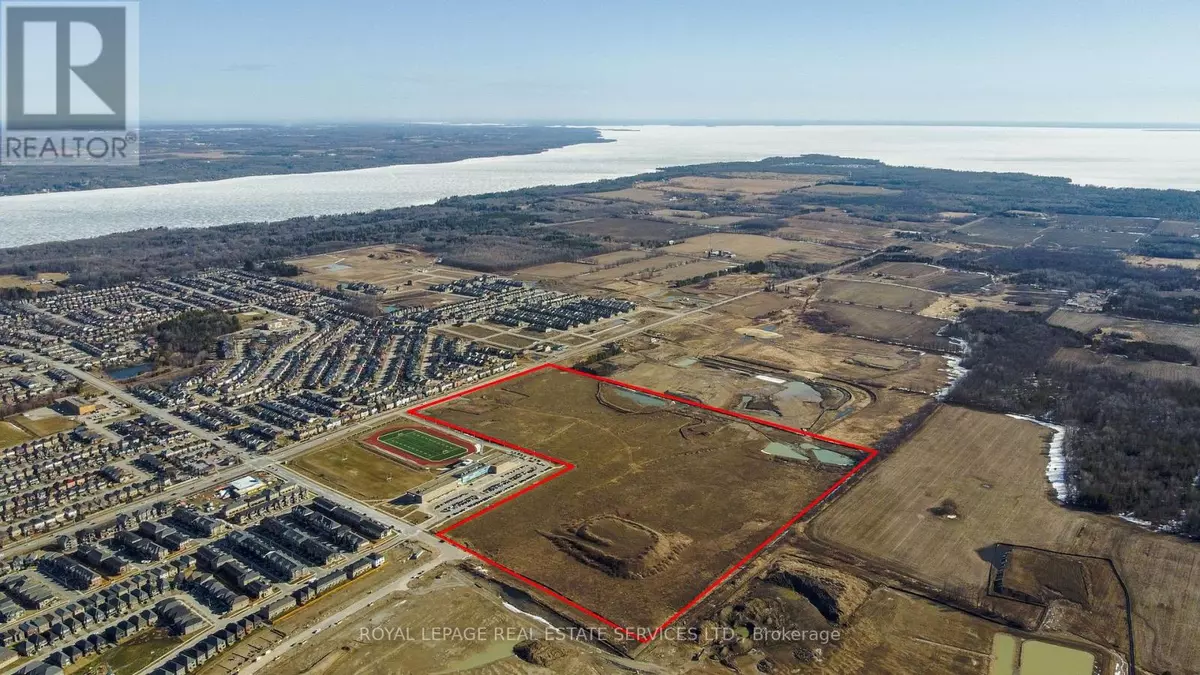 Barrie, ON L9J0C2,883 MAPLEVIEW DRIVE EAST DRIVE E