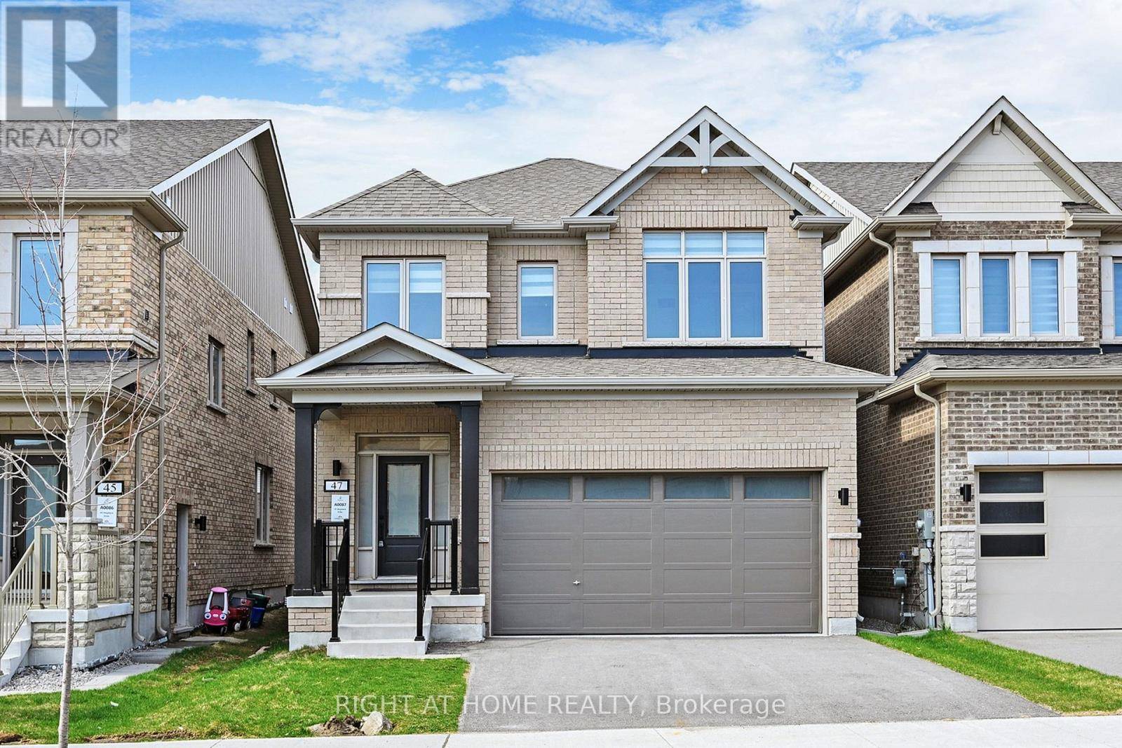 47 SHEPHERD DRIVE, Barrie, ON L9J0K4