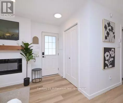 Collingwood, ON L9Y5B4,17 Dawson DR #29