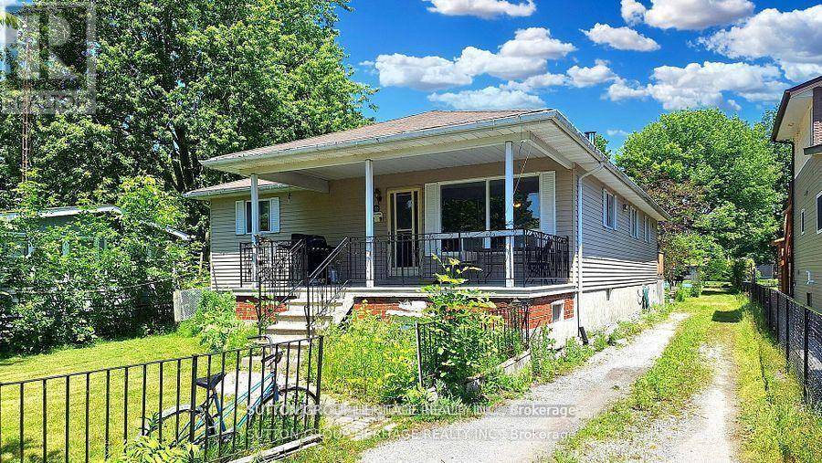 Ramara (brechin), ON L0K1B0,29 LAKE AVENUE