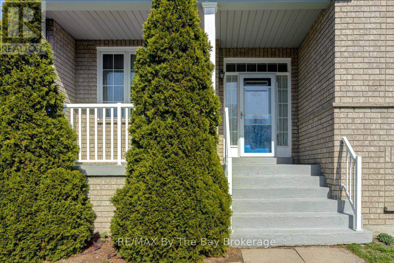 Wasaga Beach, ON L9Z1N3,150 SILVER BIRCH AVENUE