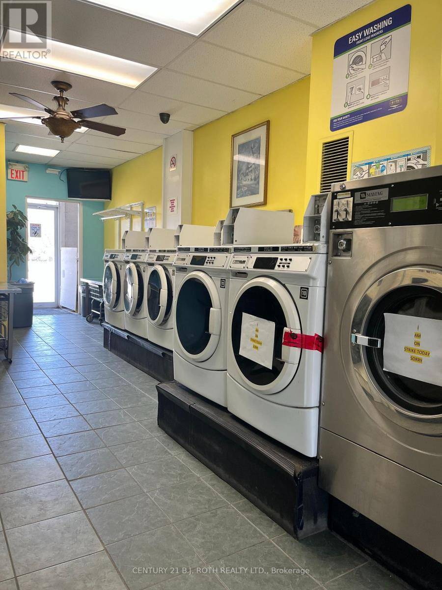 Barrie (allandale Centre), ON L4N3K4,57 Essa RD #A
