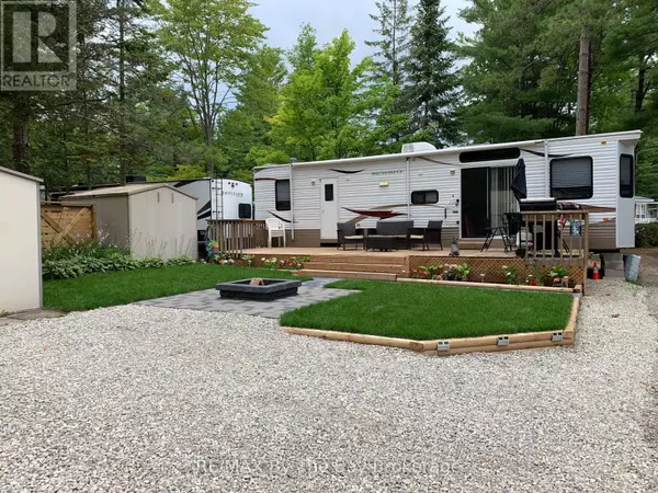 Wasaga Beach, ON L9Z1X7,85 THEME PARK DR #222