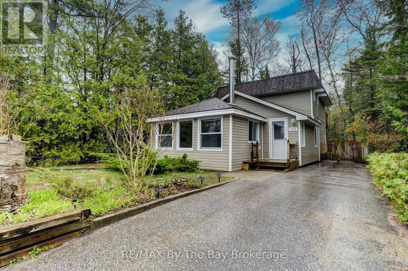 1719 SHORE LANE, Wasaga Beach, ON L9Z1V7