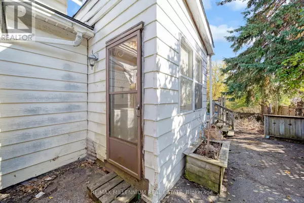 Orillia, ON L3V2P6,173 BARRIE ROAD