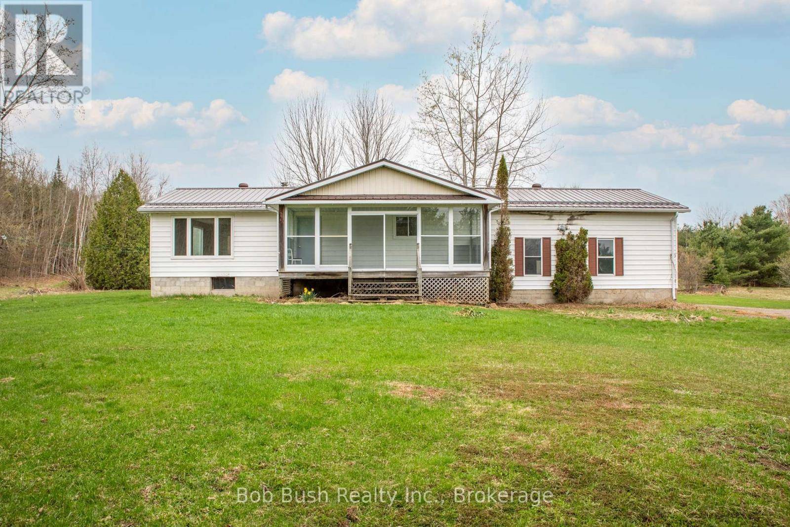 10596 12 HIGHWAY, Oro-medonte, ON L0K2G0