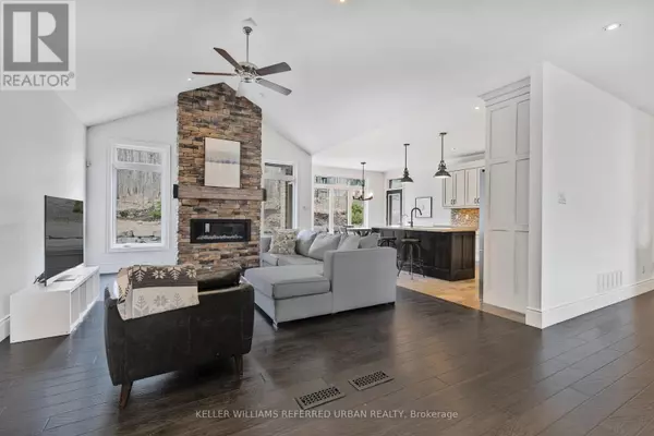 Springwater (snow Valley), ON L0L1Y3,25 HERON BOULEVARD