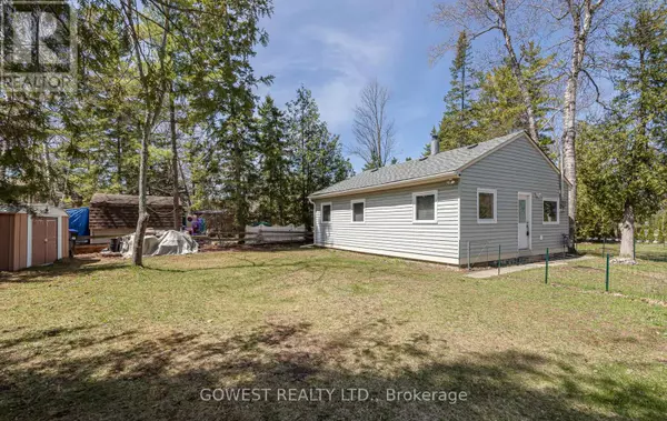 Wasaga Beach, ON L9Z2X7,2137 SHORE LANE
