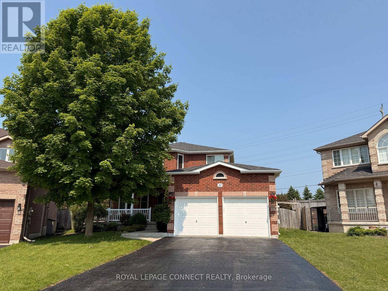 32 PRINCE GEORGE CRESCENT, Barrie (innis-shore), ON L4N0K8