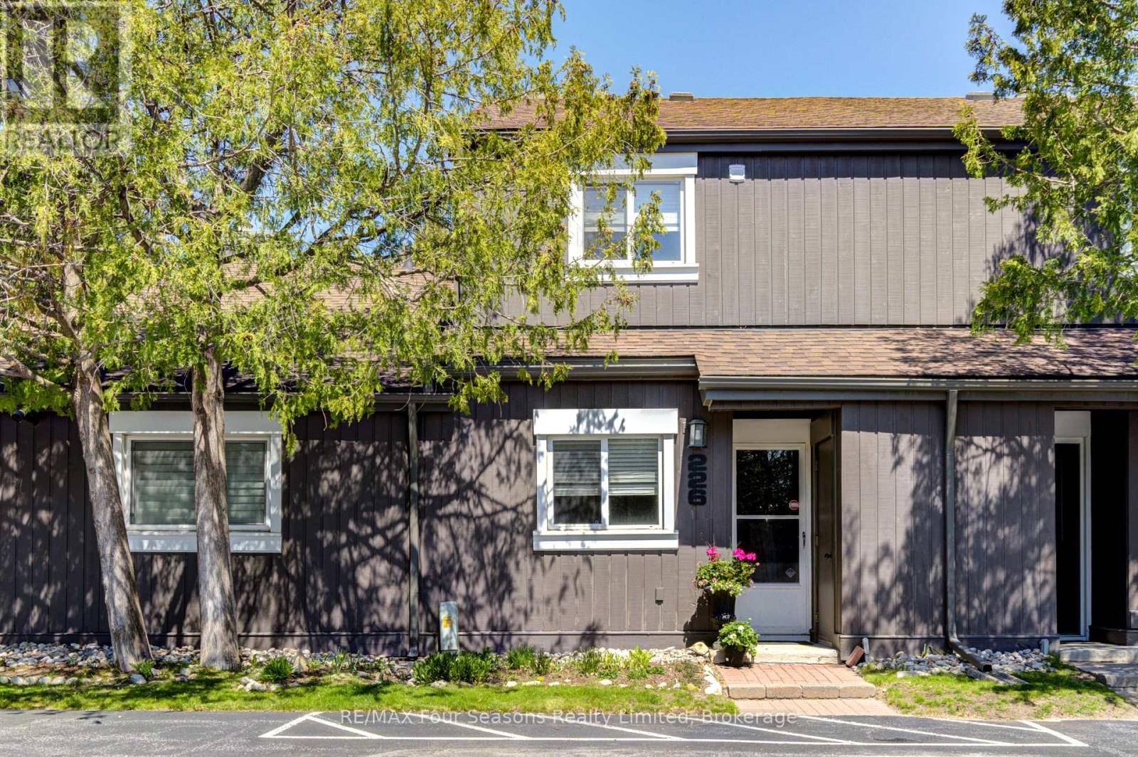17 Harbour ST West #226, Collingwood, ON L9Y5B4
