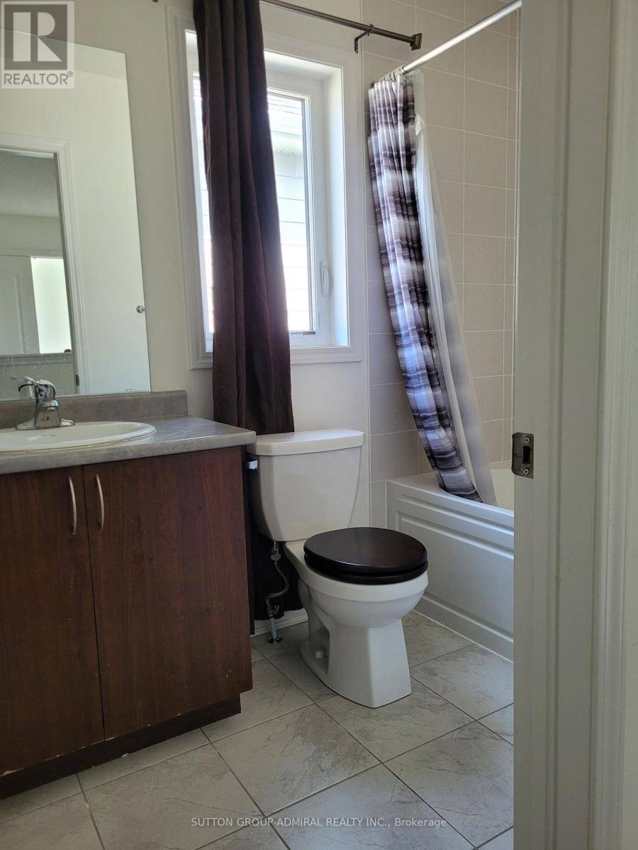 Wasaga Beach, ON L9Z0J7,104 VILLAGE GATE DRIVE W