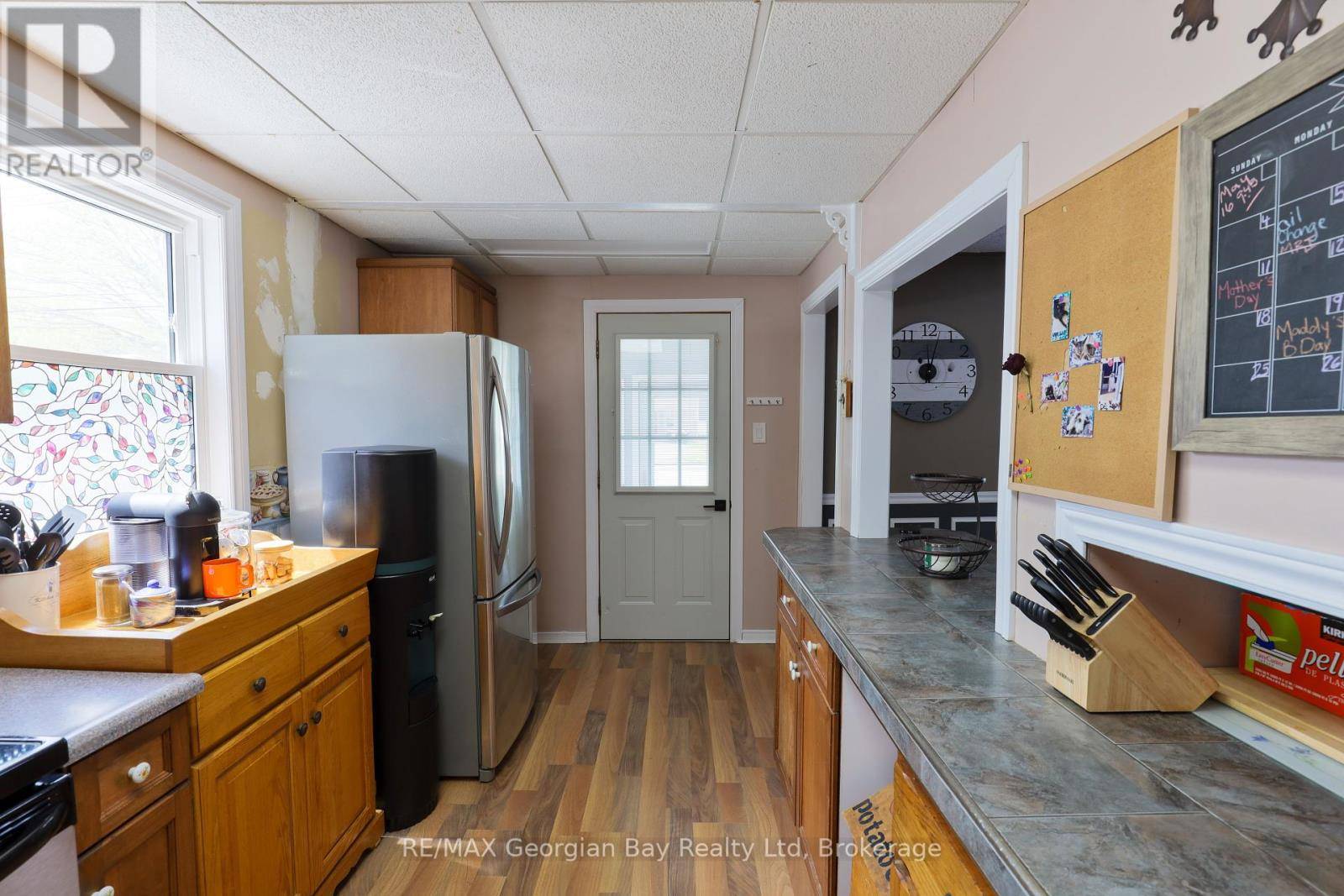 Midland, ON L4R4A7,163 EIGHTH STREET