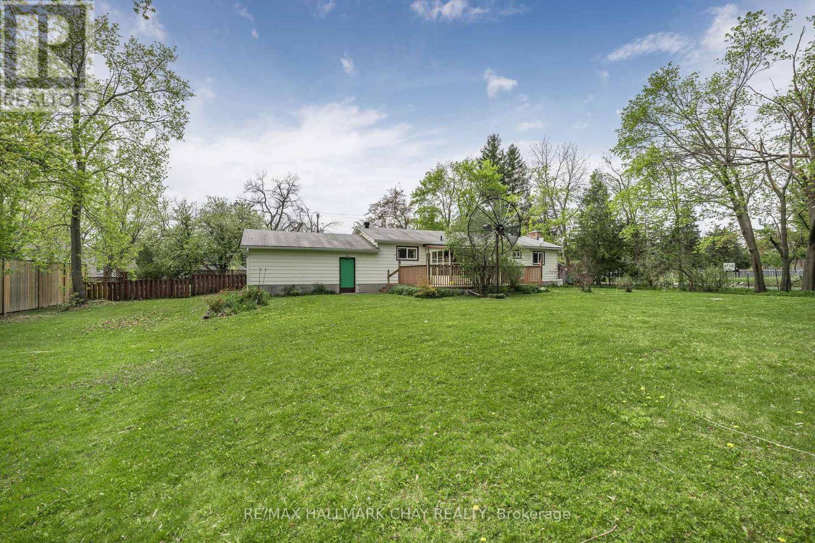 Oro-medonte (shanty Bay), ON L0L2L0,1071 LINE 2 S