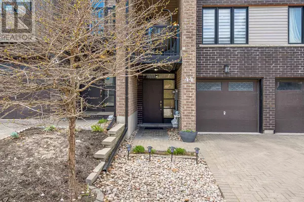 Barrie (ardagh), ON L4N3V5,199 Ardagh RD #44