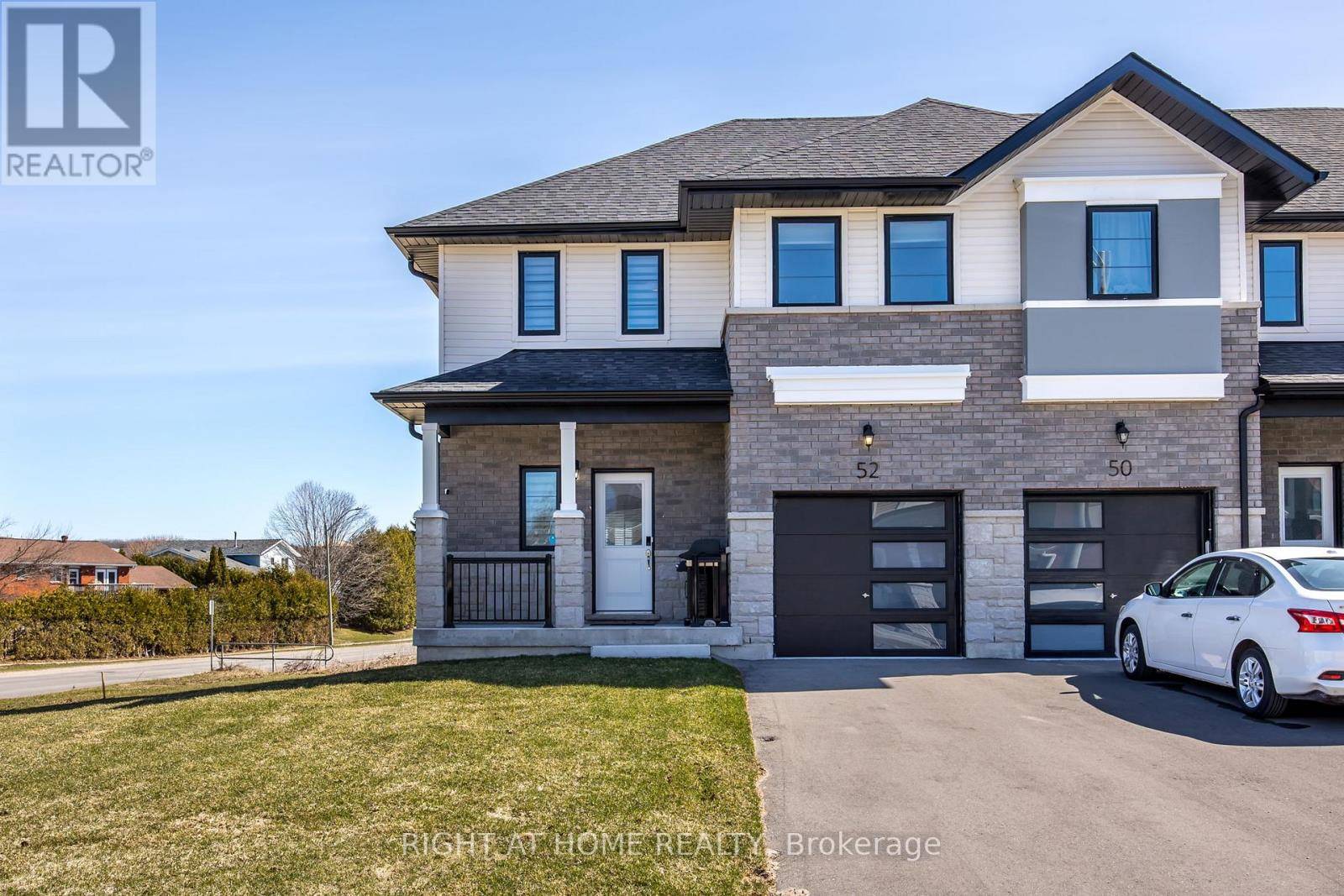 52 LAHEY CRESCENT, Penetanguishene, ON L9M0W1