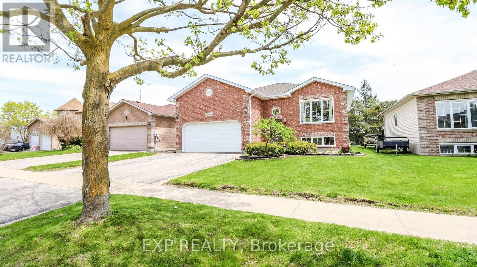 13 O'SHAUGHNESSY CRESCENT, Barrie (holly), ON L4N7M1