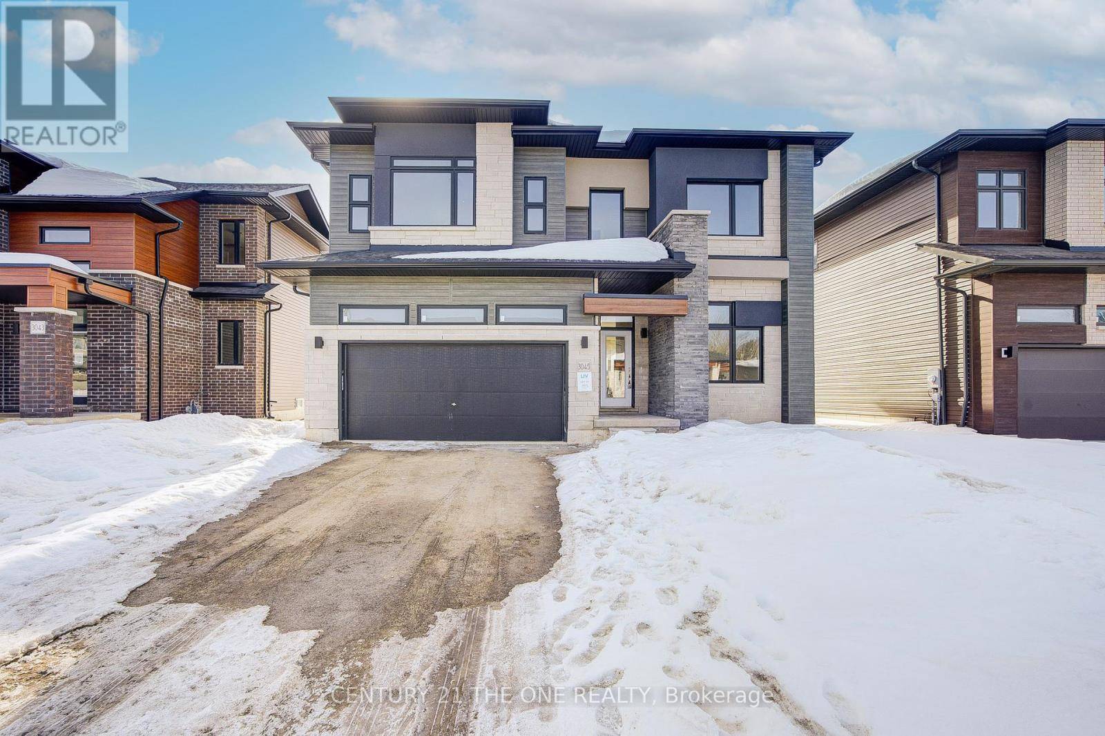 Severn (west Shore), ON L3V8P9,3045 SANDY ACRES